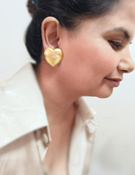 Load image into Gallery viewer, AMORE STUDS