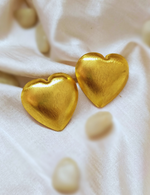 Load image into Gallery viewer, AMORE STUDS