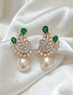 Load image into Gallery viewer, EMERALD CHERRY EARRINGS