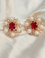 Load image into Gallery viewer, ELIE STUDS