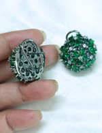 Load image into Gallery viewer, Shravani Studs