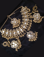 Load image into Gallery viewer, SWARNA CHOKER