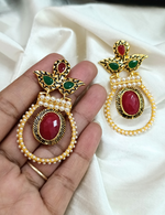 Load image into Gallery viewer, KALASH EARRINGS