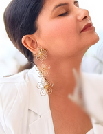 Load image into Gallery viewer, Oleander Earrings