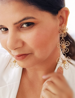 Load image into Gallery viewer, Oleander Earrings