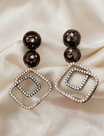 Load image into Gallery viewer, Cubic Zirconia earrings, stud earrings, drop earrings, hoop earrings, solitair earrings, diamond earrings
