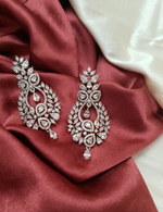 Load image into Gallery viewer, Scarlet Earrings