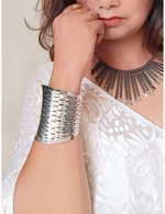 Load image into Gallery viewer, Sheen Handcuff