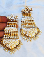 Load image into Gallery viewer, ZEENAT EARRINGS