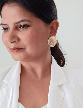 Zinnia Studs
