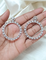 Load image into Gallery viewer, TIARA HOOP EARRINGS