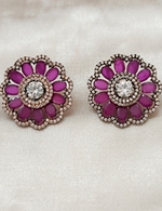 Load image into Gallery viewer, Kumud Studs
