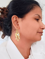 Load image into Gallery viewer, Nayra Earrings