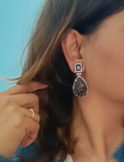 NEER DROP EARRINGS