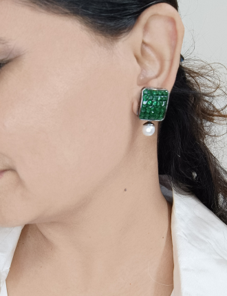 Chakor Emerald Studs