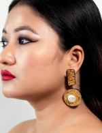 Load image into Gallery viewer, Mauktika Earrings
